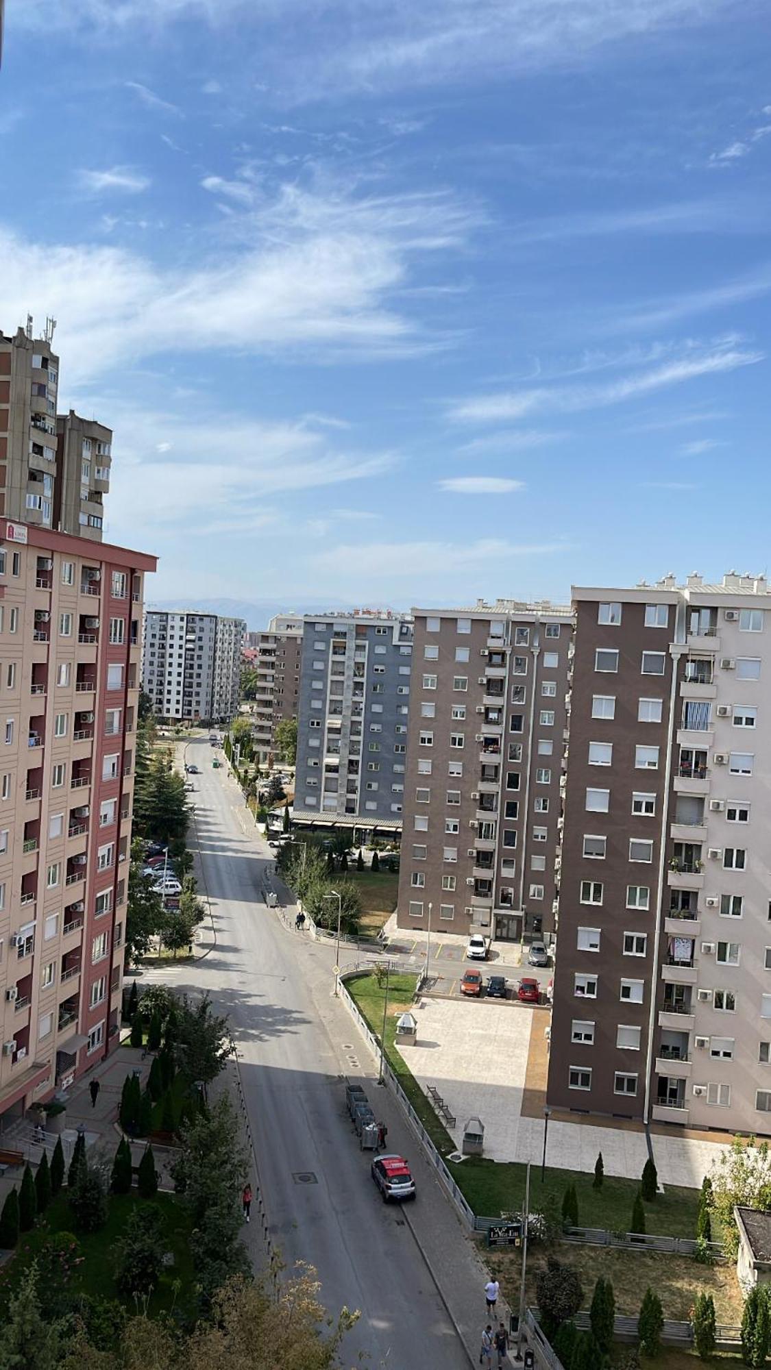 New Modern Rooftop Apartment-Free Private Parking Skopje Esterno foto